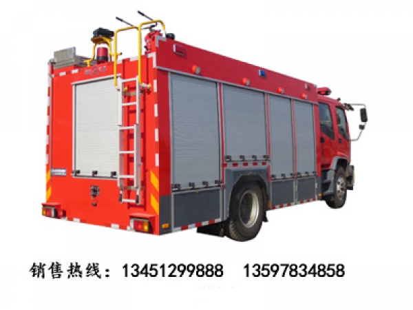 五十铃6吨水罐（泡沫）消防车（FTR）
