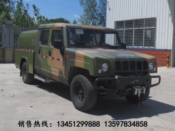 北京勇士双排1.36吨越野供水车|森林消防车
