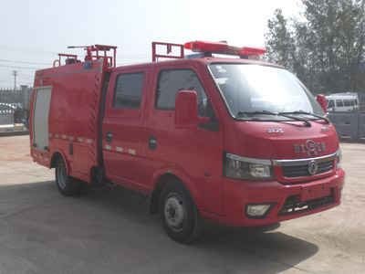 东风途逸双排1吨水罐消防车